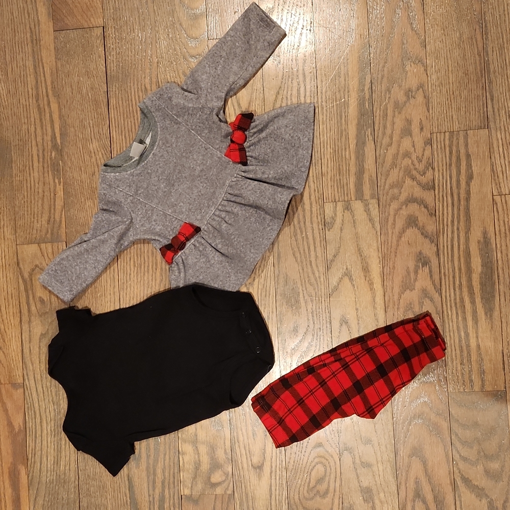 Carter's Buffalo Plaid girls 3-piece. 6 mos.
